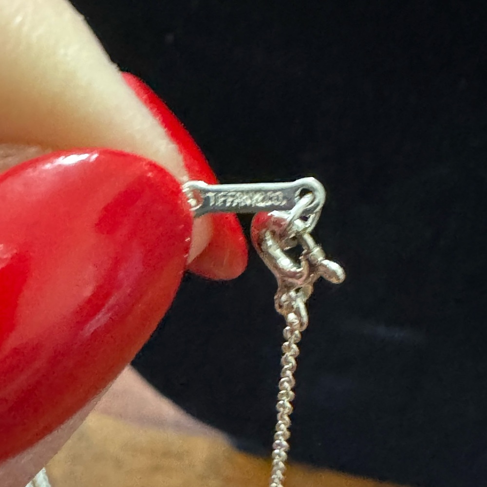 Tiffany Loving Heart Pendant Necklace NWOT - Picture 5 of 8